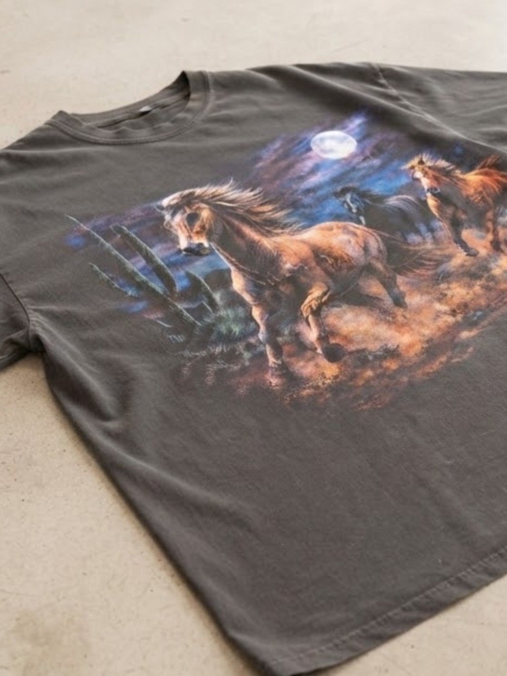 Wild Running Horses Moon Desert Graphic Comfort Colors T-Shirt - Picture 2 of 3